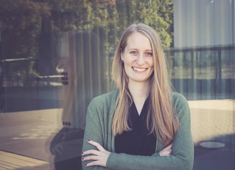 Porträt von Anika Warncke